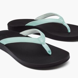 OluKai Mint and Black Women's Sandals